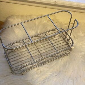 Silver Wire Bathroom Organizer